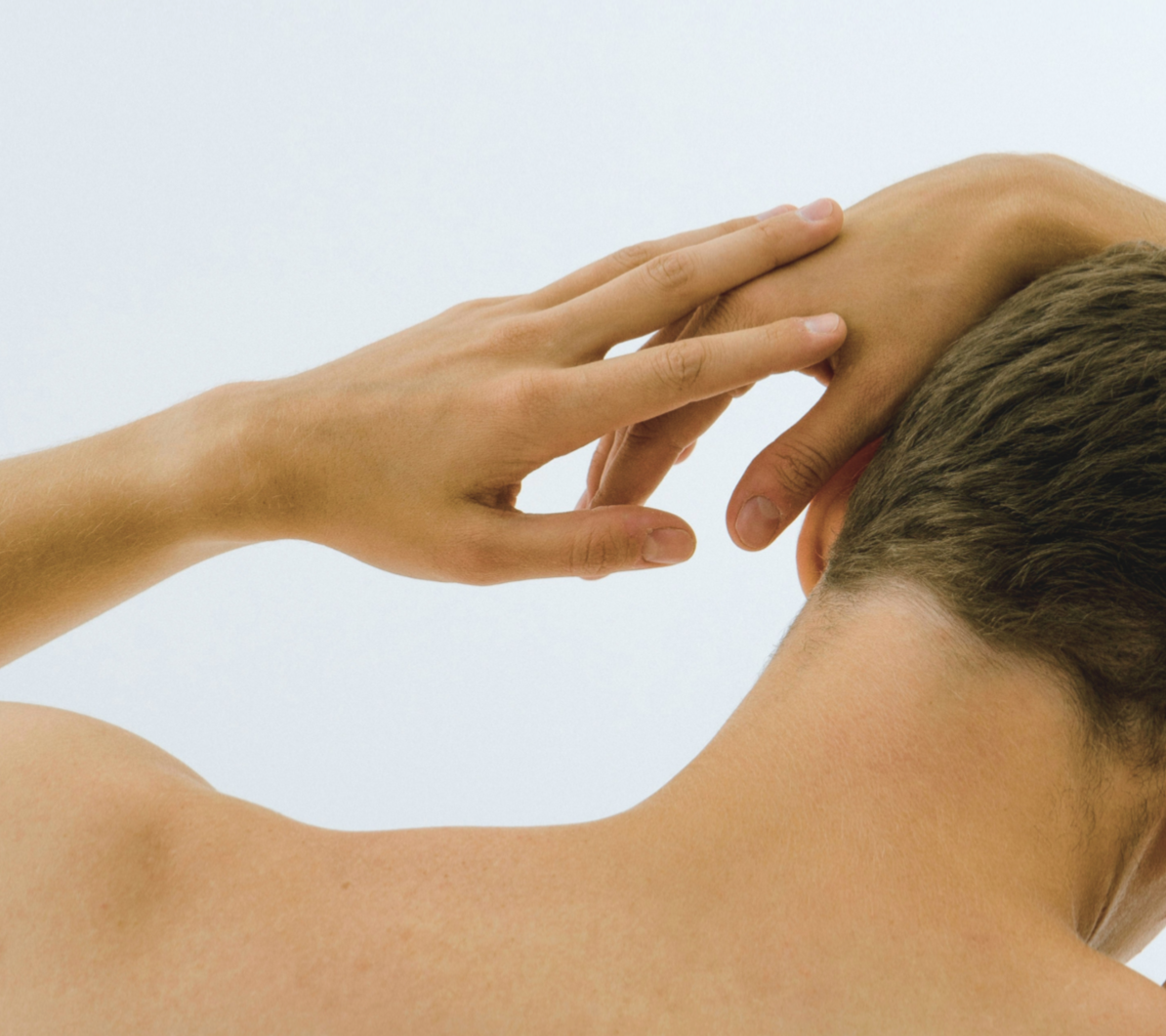 Corps Anatomie douleurs épaules mains cervicales